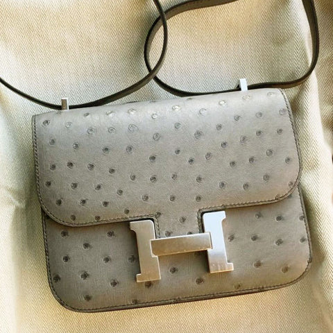 Constance 18 Gris Tourterelle Ostrich