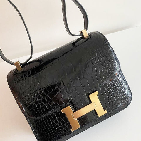 Constance 24 Black Shiny Alligator