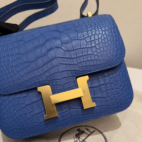 Constance 18 Blue Mykonos Matte Alligator