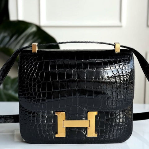 Constance 24 Black Shiny Alligator
